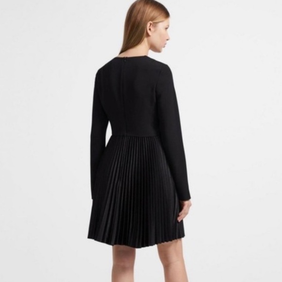 NWT Theory Long Sleeve Dart Pleated Classic‎ Crepe Dress - Picture 2 of 12